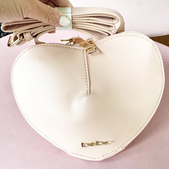 Bebe X Ciara Collection Malou Heart Crossbody Bag NWT - Picture 4 of 5